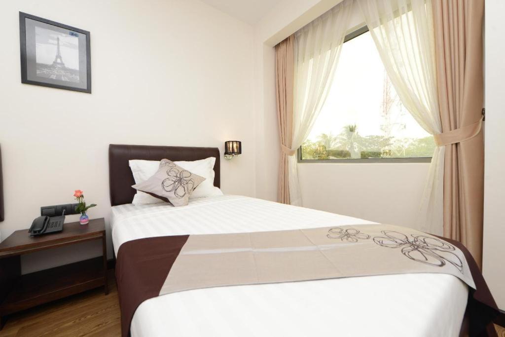 Hotel Lexus Yangon Bagian luar foto
