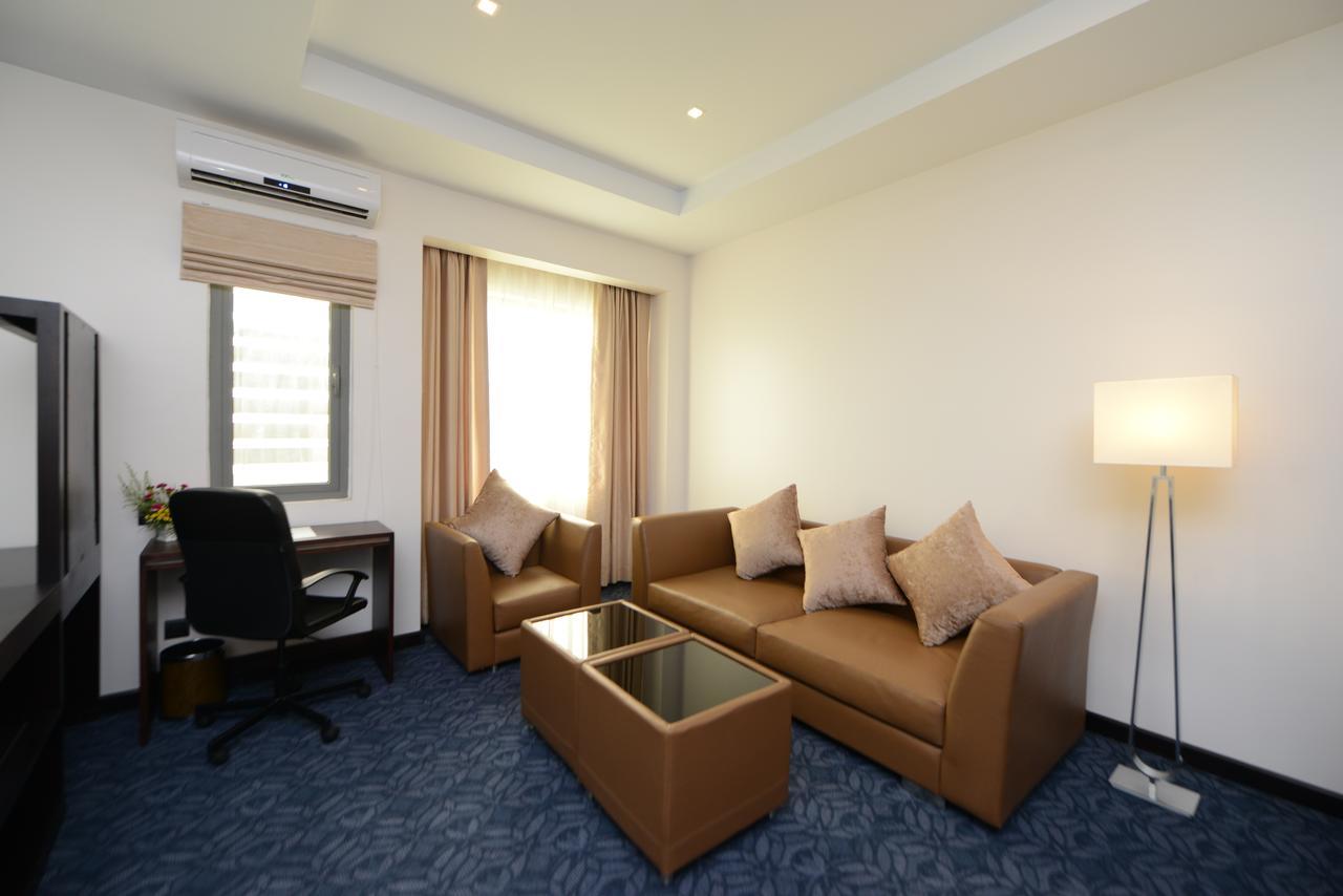 Hotel Lexus Yangon Bagian luar foto