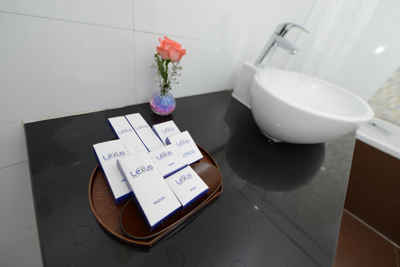 Hotel Lexus Yangon Bagian luar foto