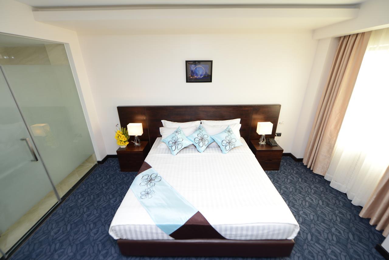 Hotel Lexus Yangon Bagian luar foto